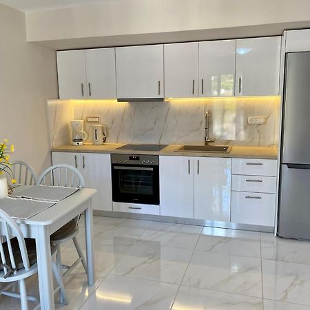 Arian Apartments Аргостолион Екстериор снимка