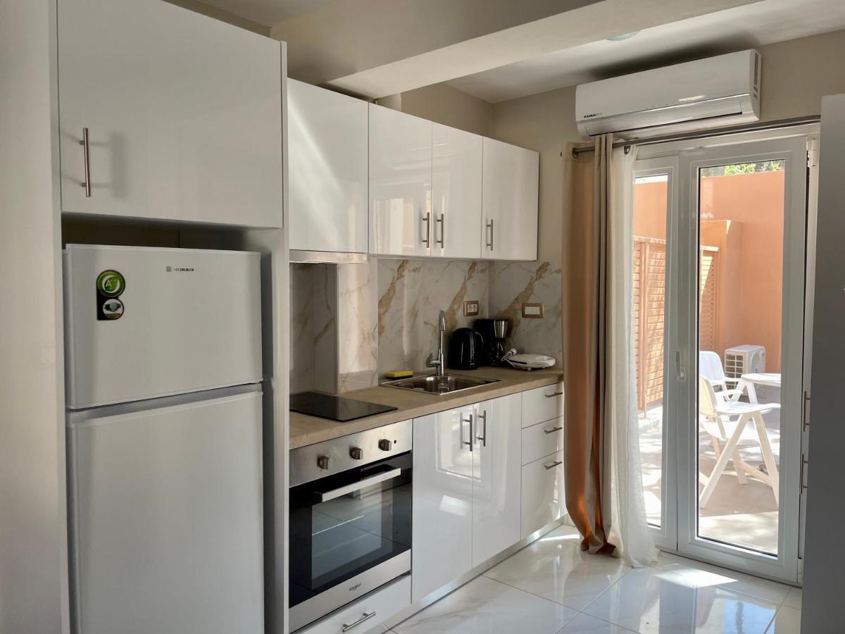 Arian Apartments Аргостолион Екстериор снимка