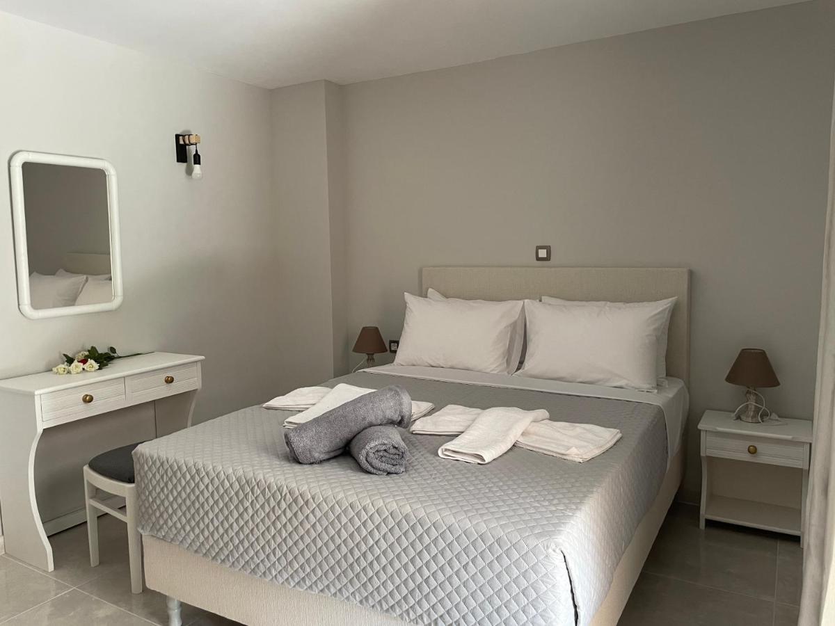 Arian Apartments Аргостолион Екстериор снимка