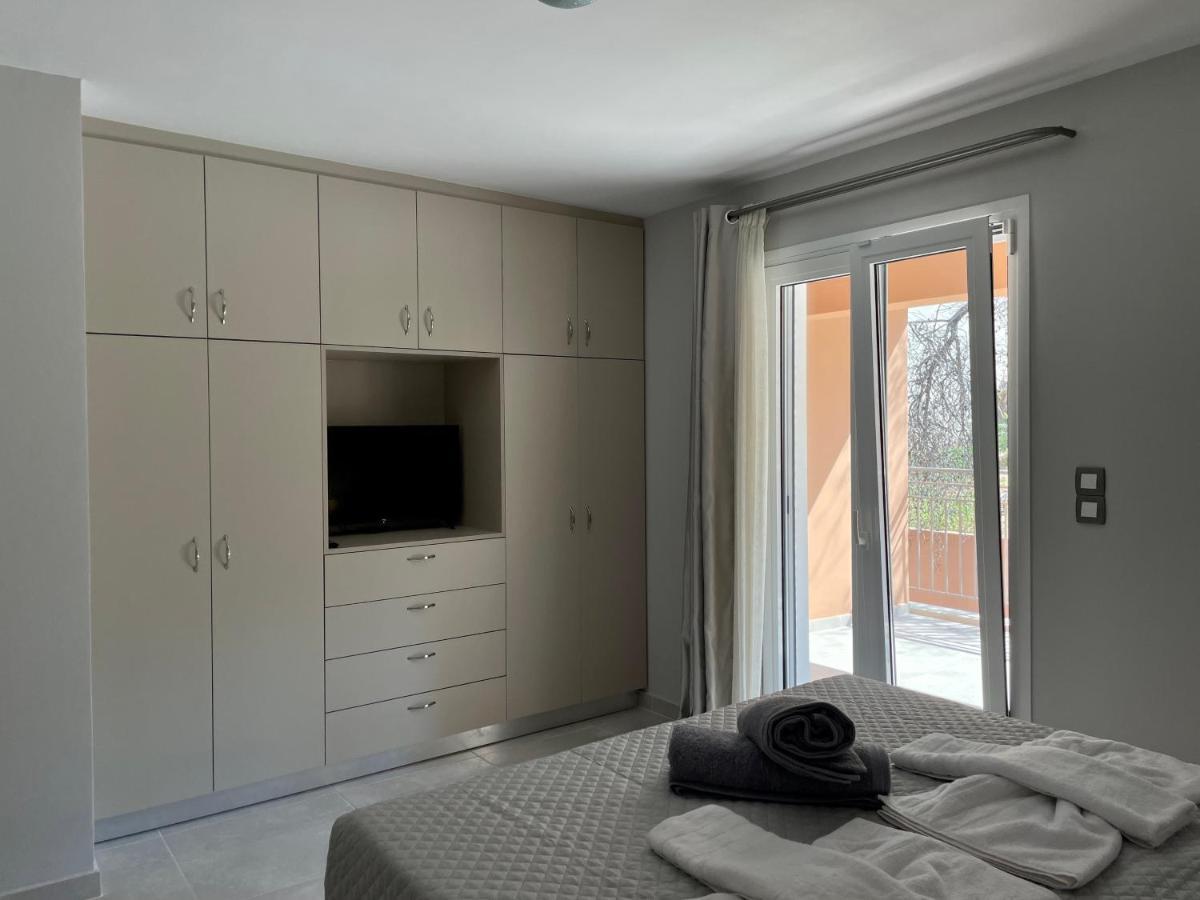 Arian Apartments Аргостолион Екстериор снимка