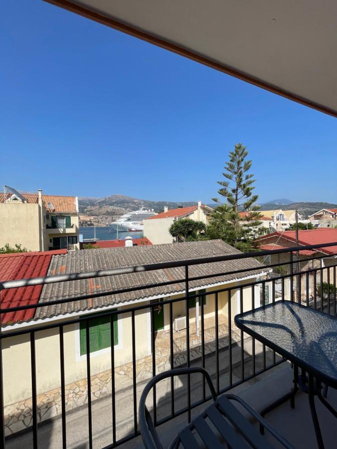 Arian Apartments Аргостолион Екстериор снимка