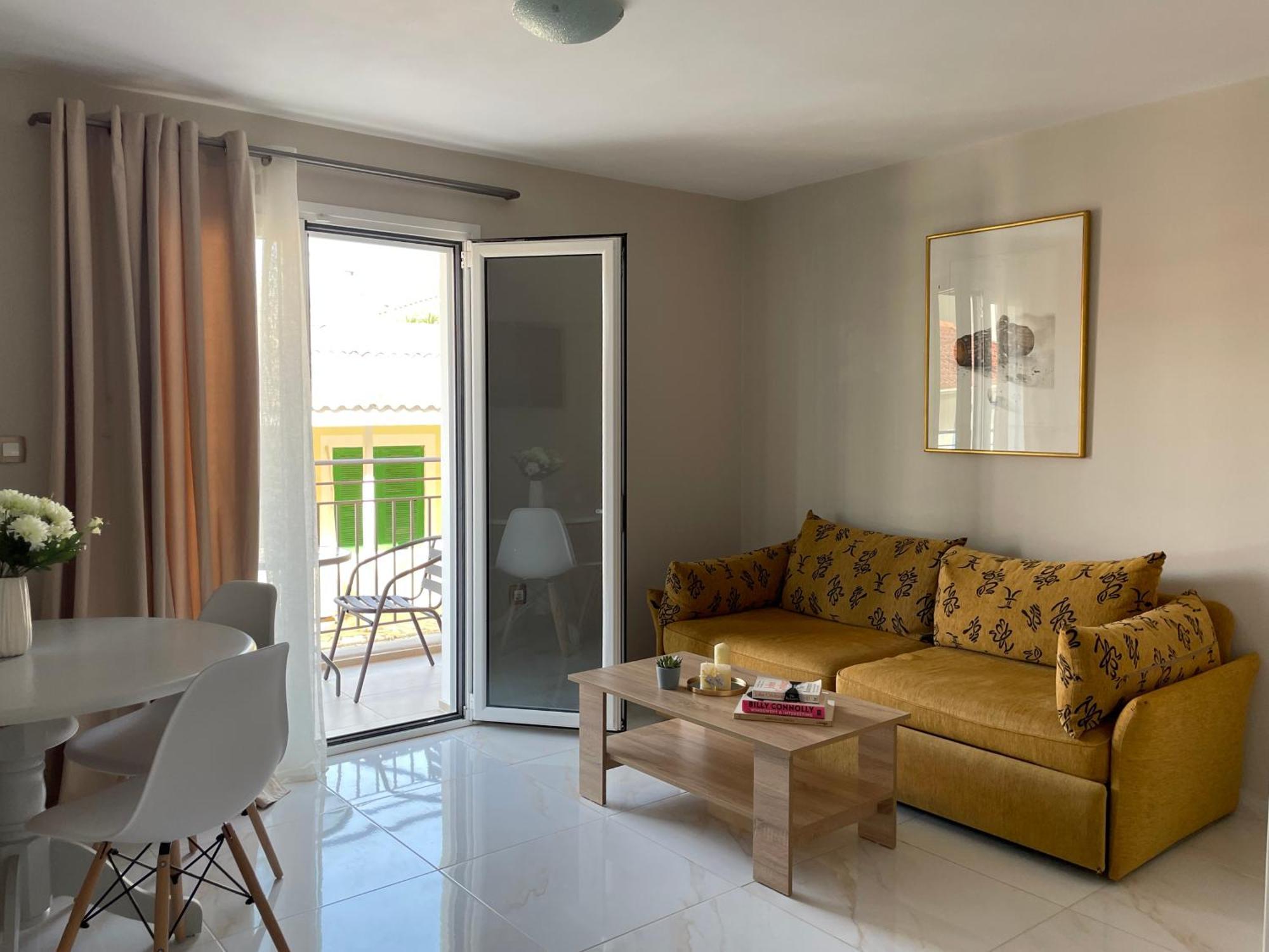 Arian Apartments Аргостолион Екстериор снимка
